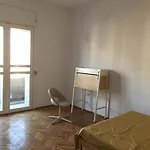 2 Double Bedrooms In A 6 Apartman *