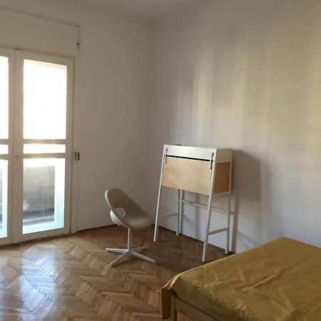 2 Double Bedrooms In A 6 Lejlighed