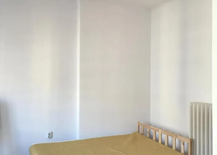 2 Double Bedrooms In A 6 아파트 부쿠레슈티