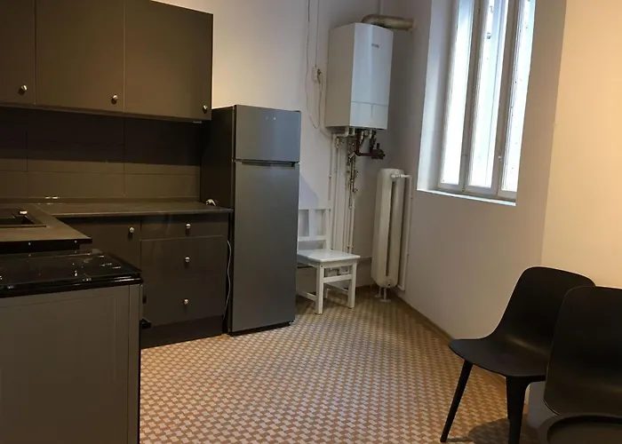 2 Double Bedrooms In A 6 * Bucarest